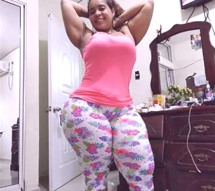 Abril San Felipe escort