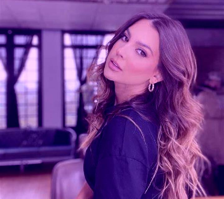 Camila Valparaiso escort