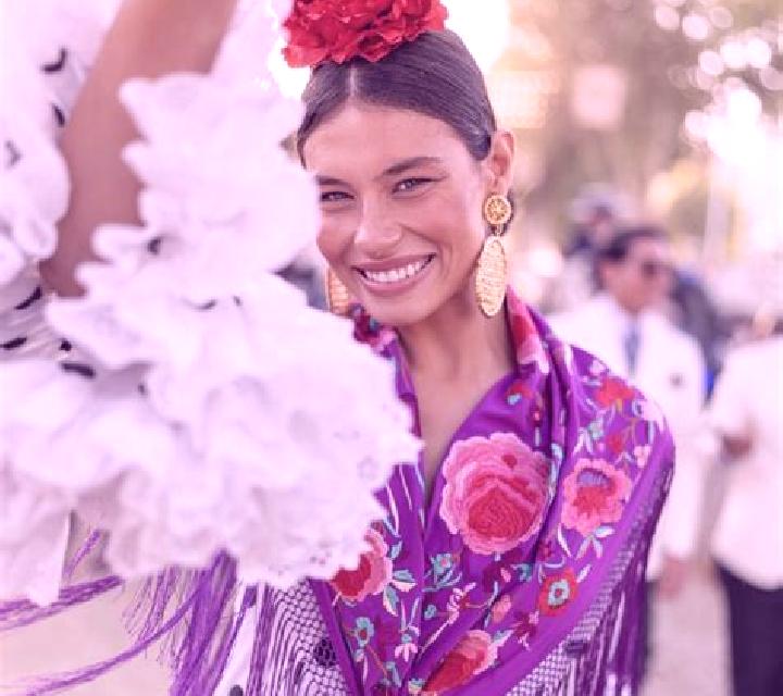 Carmen Santa Cruz escort