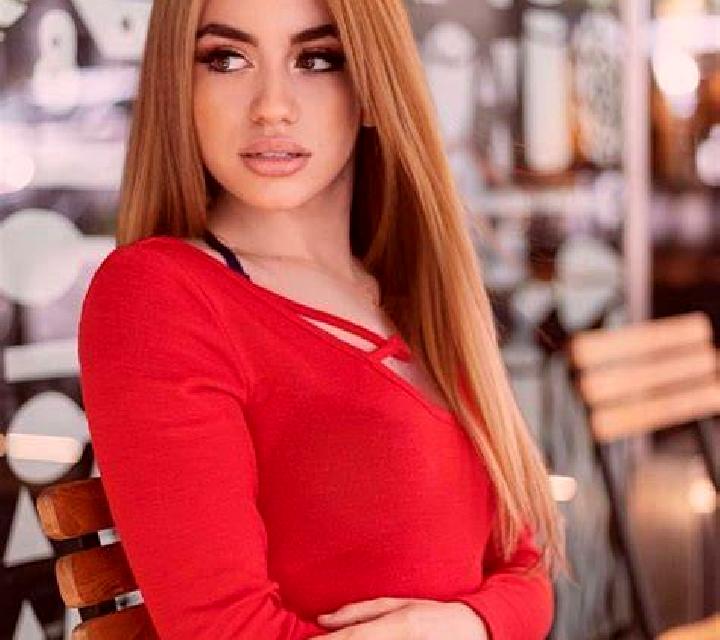 Isidora 3 Nacimiento escort