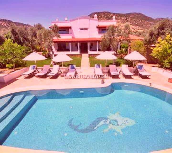 Millaray Villa Europa escort
